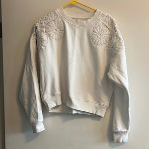 American Eagle White Sweatshirt